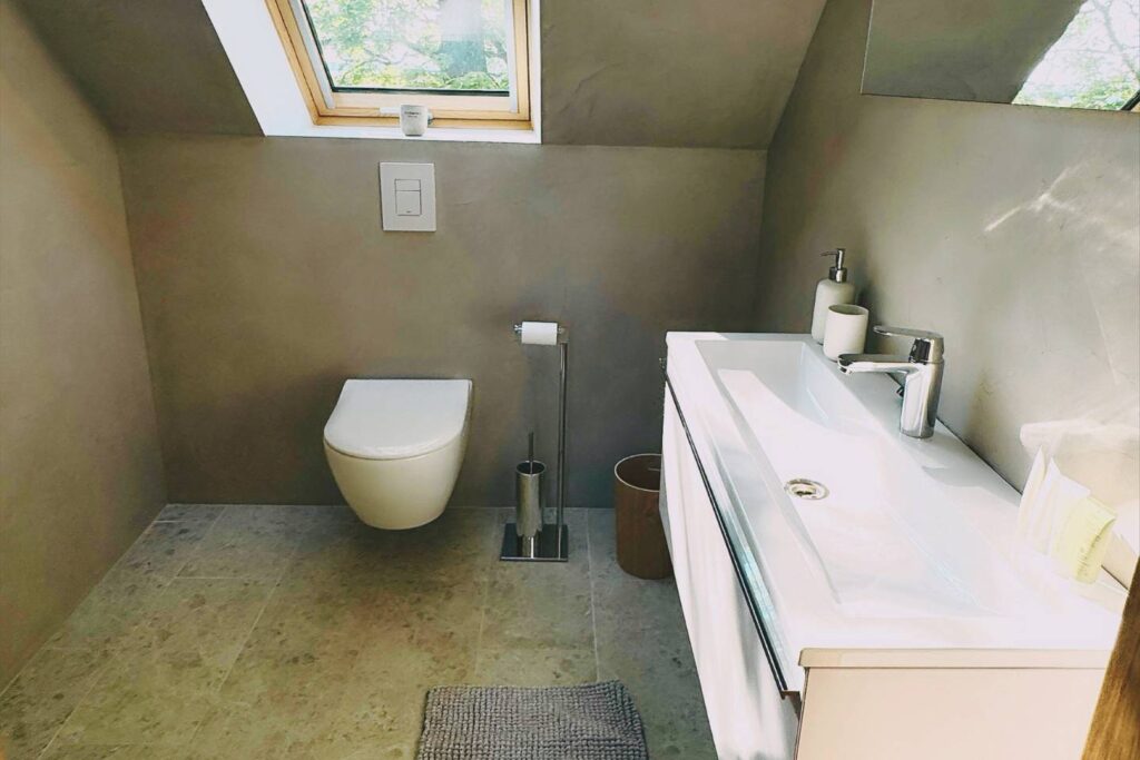 teise korruse vannituba 1