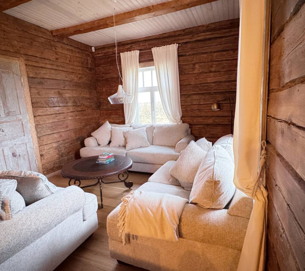 diivaninurk jaanimardi palksein