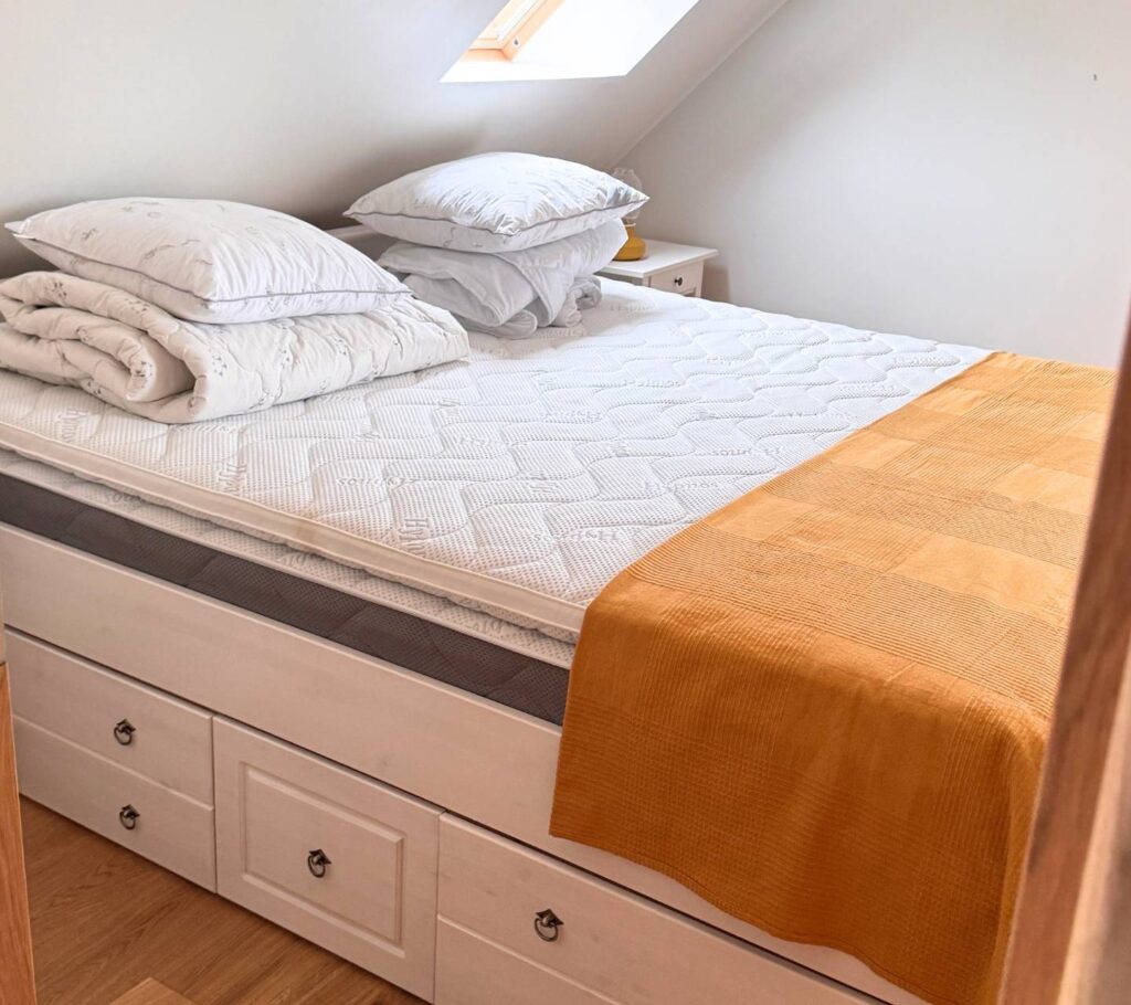 master bedroom jaanimardi 